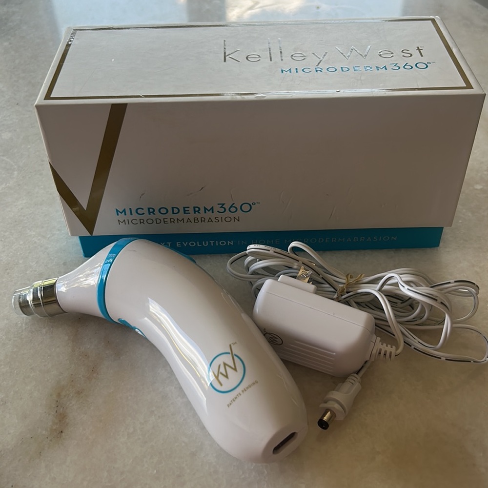 Kelley West Microdermabrasion 360 Kit